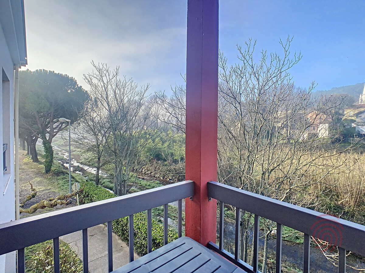 Studio 17 m² balcon vue ruisseau à Lamalou-les-Bains - Photo 13