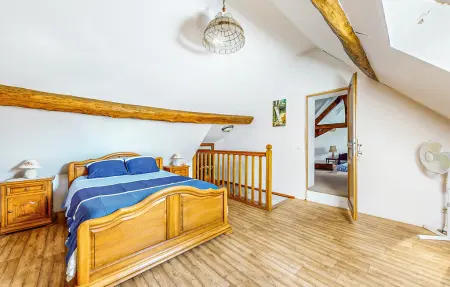 Maison de campagne Lainsecq, 8 personnes, jardin 600 m² : photo 18