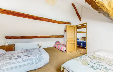 Maison de campagne Lainsecq, 8 personnes, jardin 600 m² : photo 19