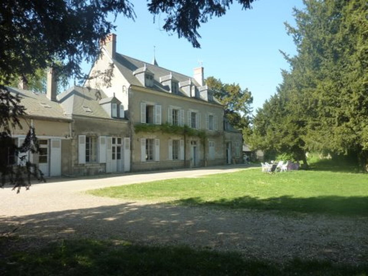 Pavillon de chasse du Duc de Luynes à Marchenoir - Photo 1