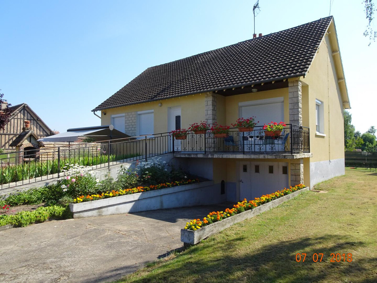 Gîte familial Sologne : jardin ludique, vélos, ping-pong - Photo 1