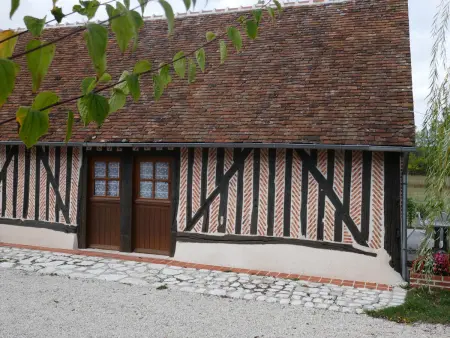 Gîte Rustique Charmant avec Terrasse Privative et Animal Accepté - Photo 2