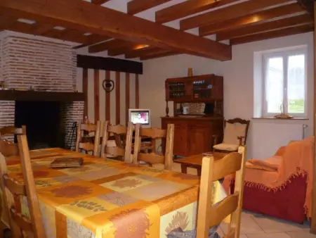 Le Bois Doré – Gîte 6 pers. avec jardin clos - Photo 1