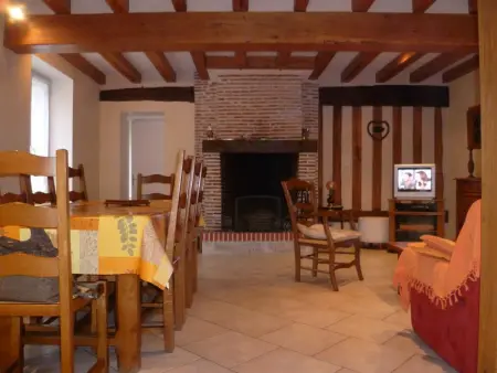 Le Bois Doré – Gîte 6 pers. avec jardin clos - Photo 2