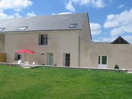 Location gite à Averdon, Gîte moderne dans ferme rénovée avec piscine chauffée, animaux acceptés