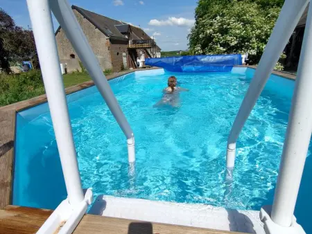 Gîte neuf avec piscine chauffée à Prunay-Cassereau : photo 3