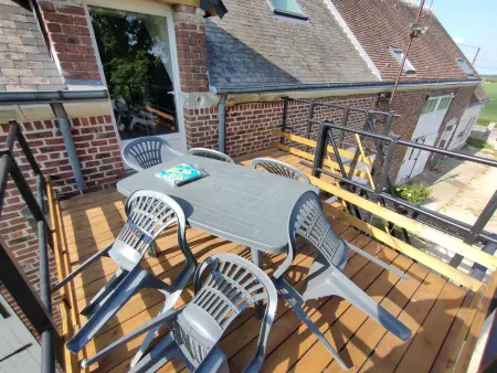 Gîte neuf avec piscine chauffée à Prunay-Cassereau : photo 6