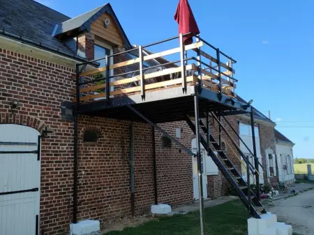 Gîte neuf avec piscine chauffée à Prunay-Cassereau : photo 8