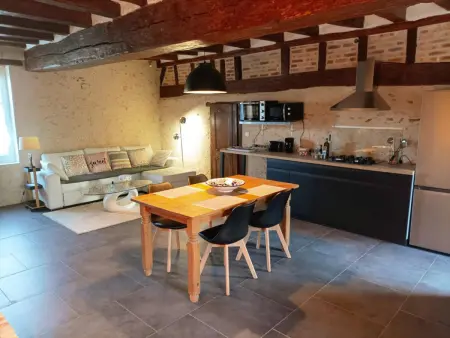 Gîte climatisé 2 pers. jardin 1 hectare, cheminée : photo 6