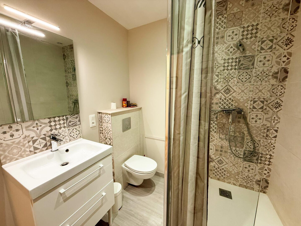 Gîte 3 chambres avec cour privée, à 5 min de Loire à Vélo - Photo 15