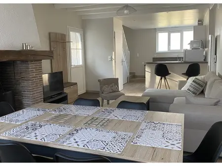 Location gite à Avaray, Gîte charmant tout confort, 3 ch, cour privative, proche Châteaux de la Loire et Loire à Vélo, Avaray