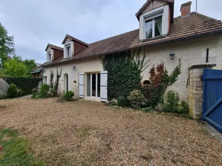 Location gite à Vallières les Grandes, Maison de caractère avec jardin clos, près des châteaux de la Loire, tout inclus !