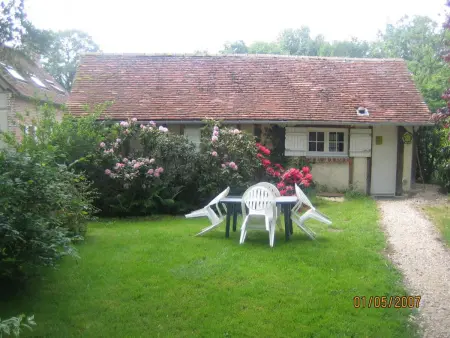 Location gite à Saint Viâtre, Gîte avec étang et barque, détente en Sologne