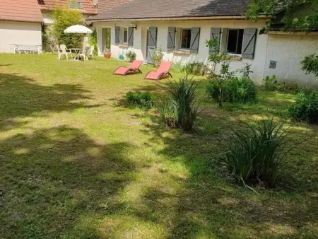 Location gite à Millançay, Gîte de charme avec étang en Sologne, tout inclus, proche châteaux de la Loire et randonnées